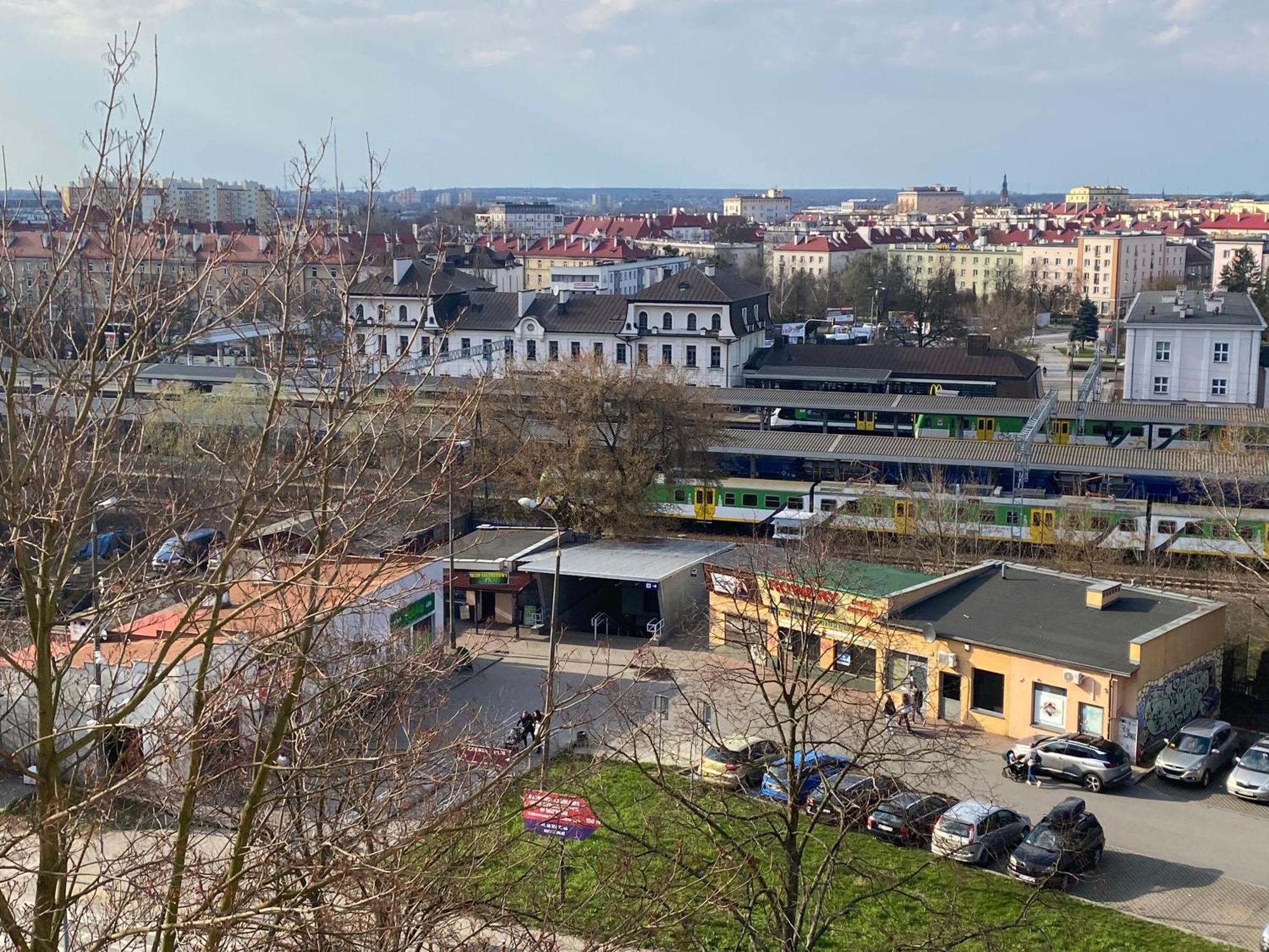 Mieszkanie Blisko Dworca Pkp Apartamento Radom Exterior foto
